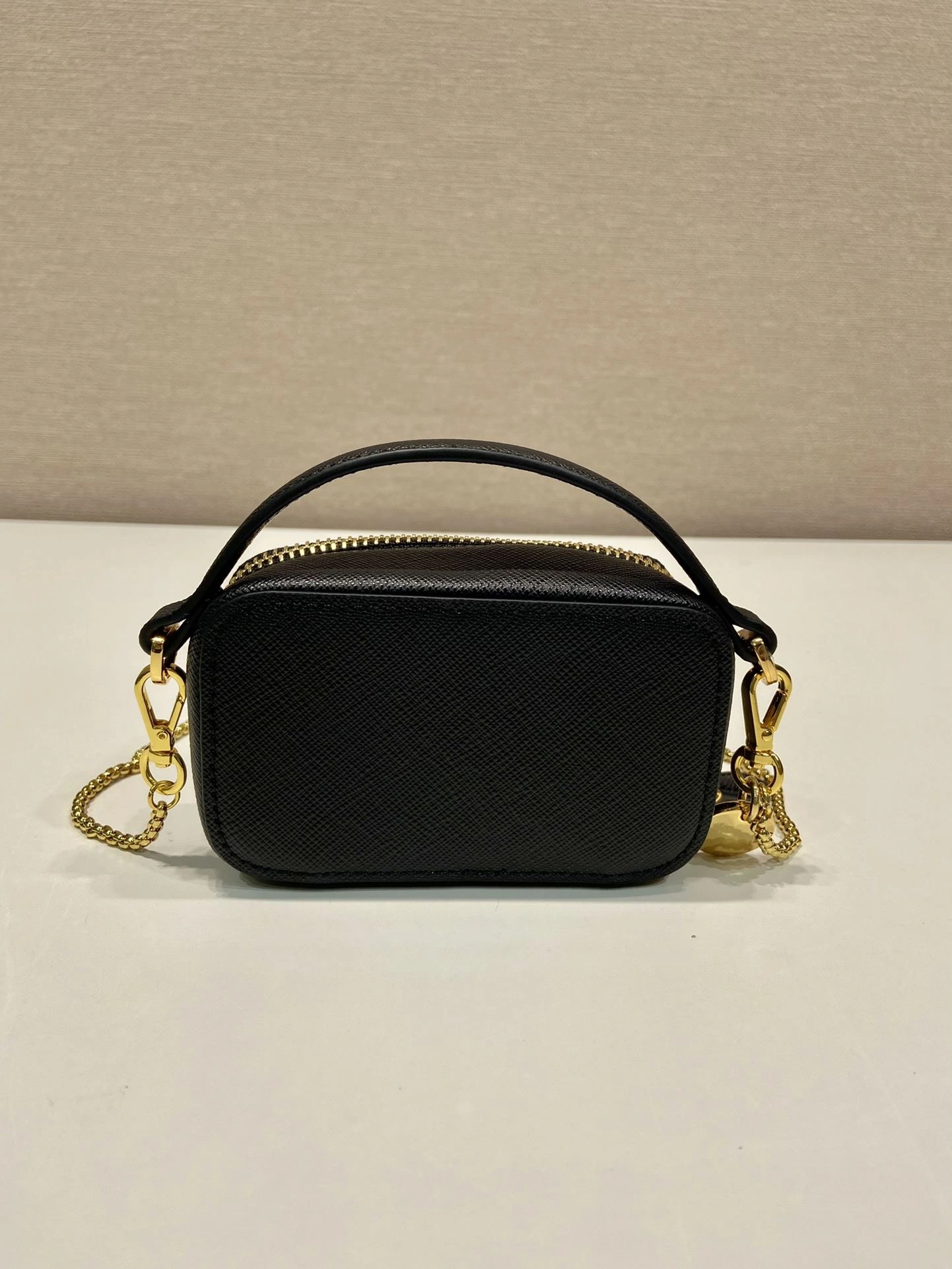 Prada Top Handle Bags 4099A-0397