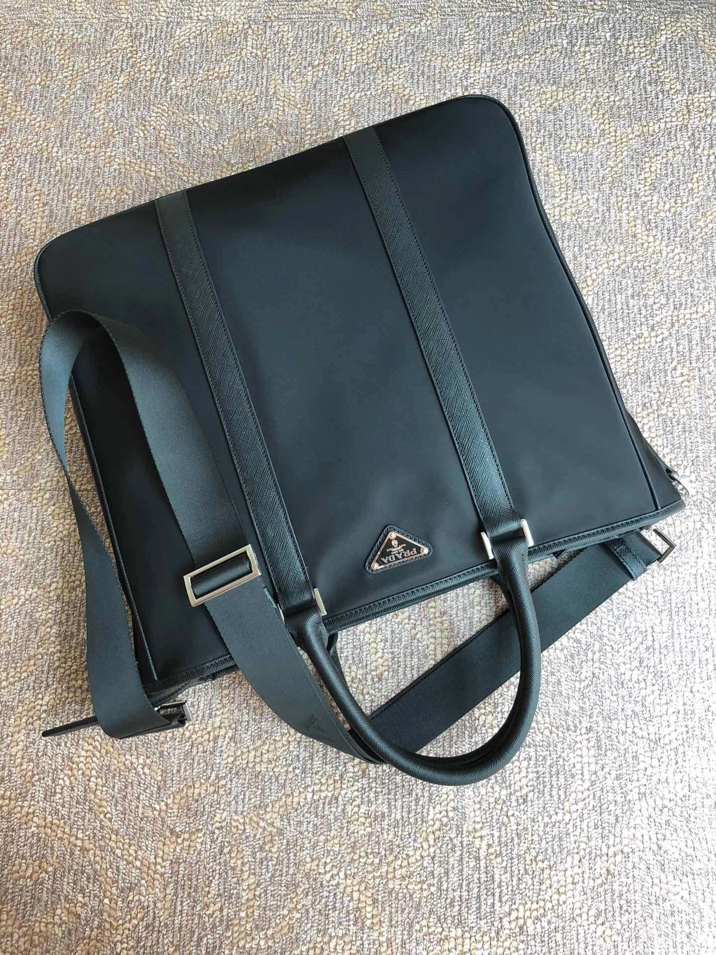 Prada Briefcase 4099A-0413