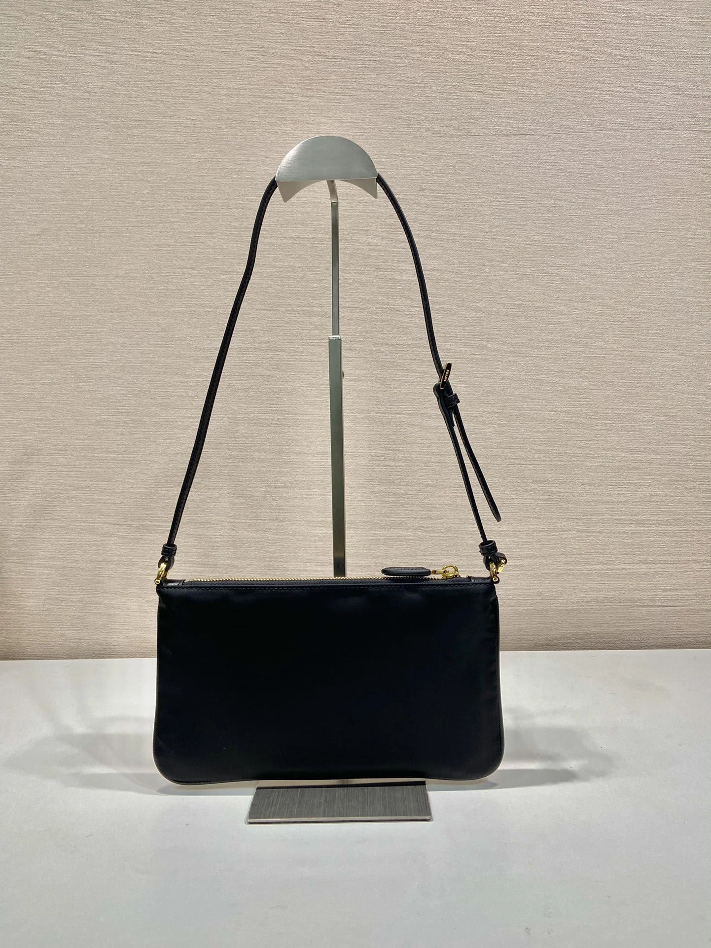 Prada Top Handle Bags 4099A-0446