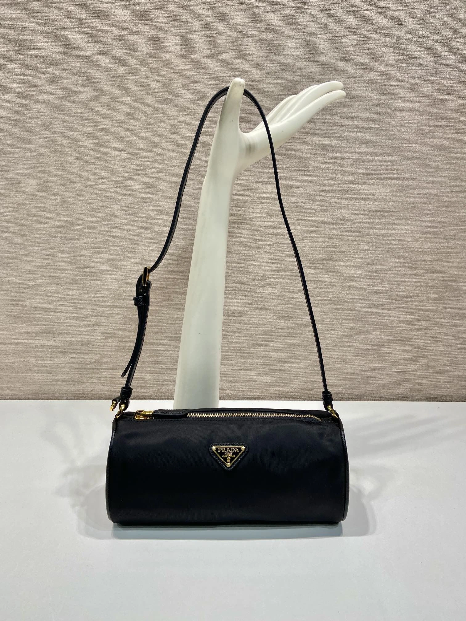 Prada Top Handle Bags 4099A-0447