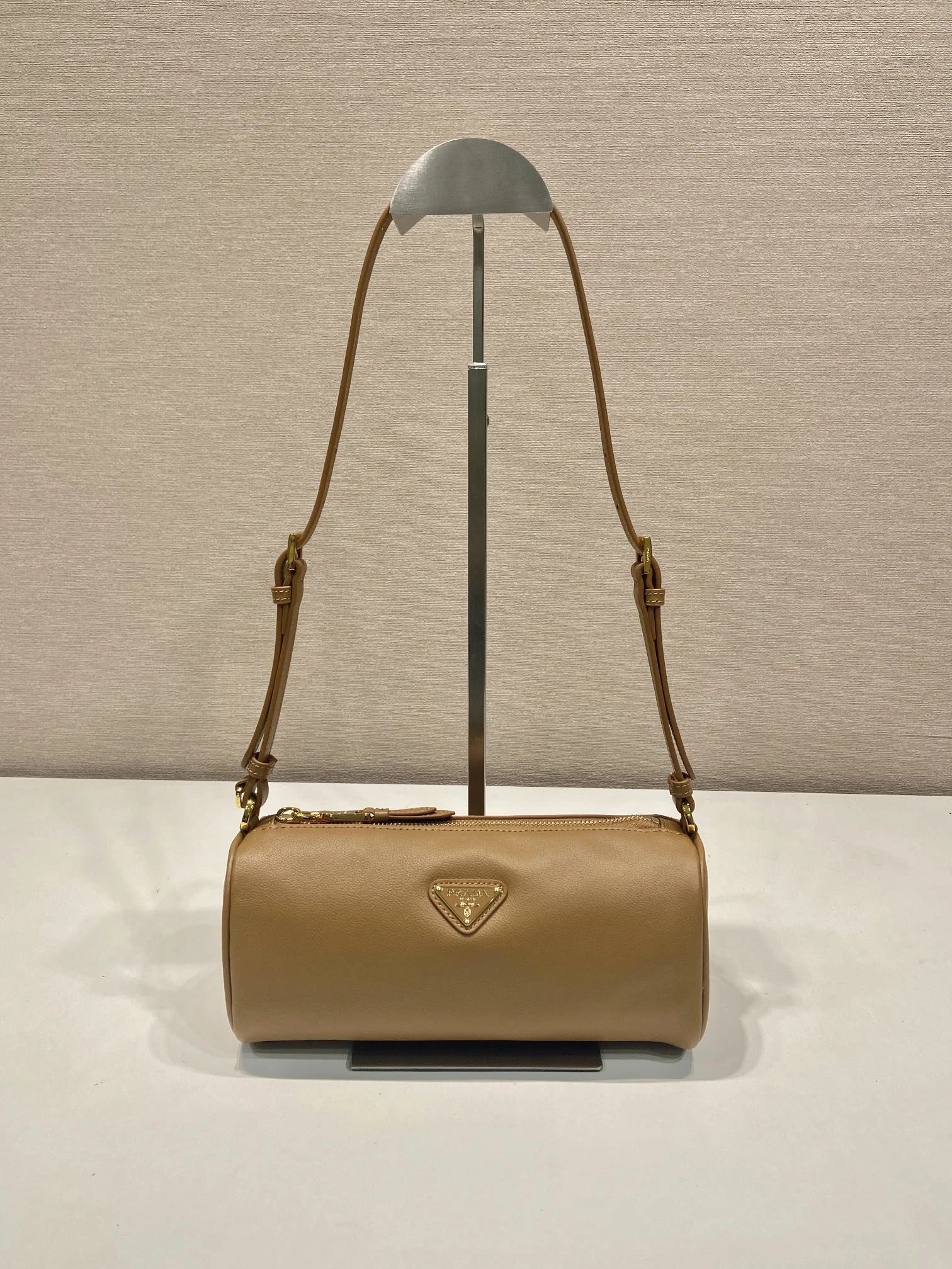 Prada Round Bags 4099A-0452