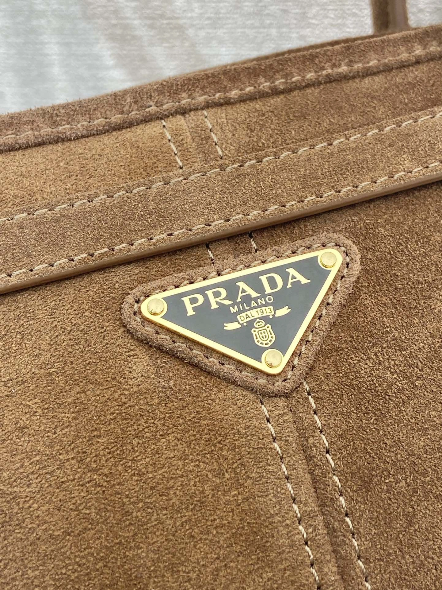 Prada Top Handle Bags 4099A-0480