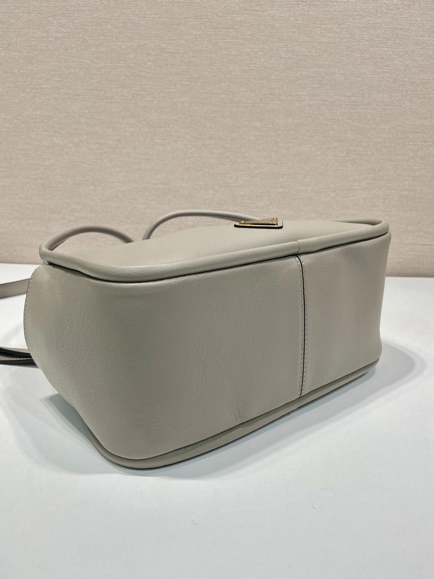 Prada Top Handle Bags 4099A-0498