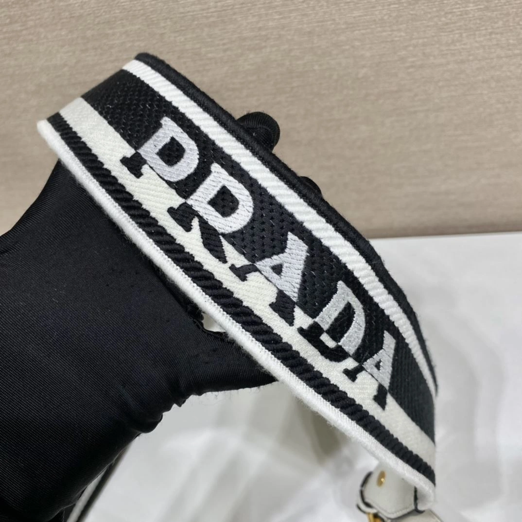 Prada Top Handle Bags 4099A-0499