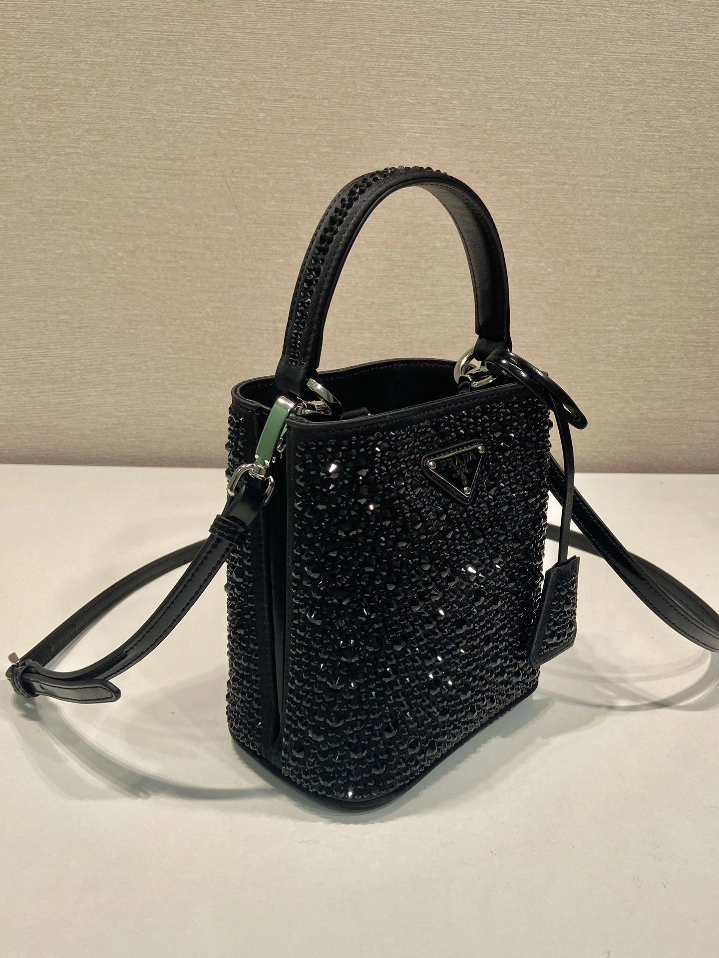 Prada Top Handle Bags 4099A-0520