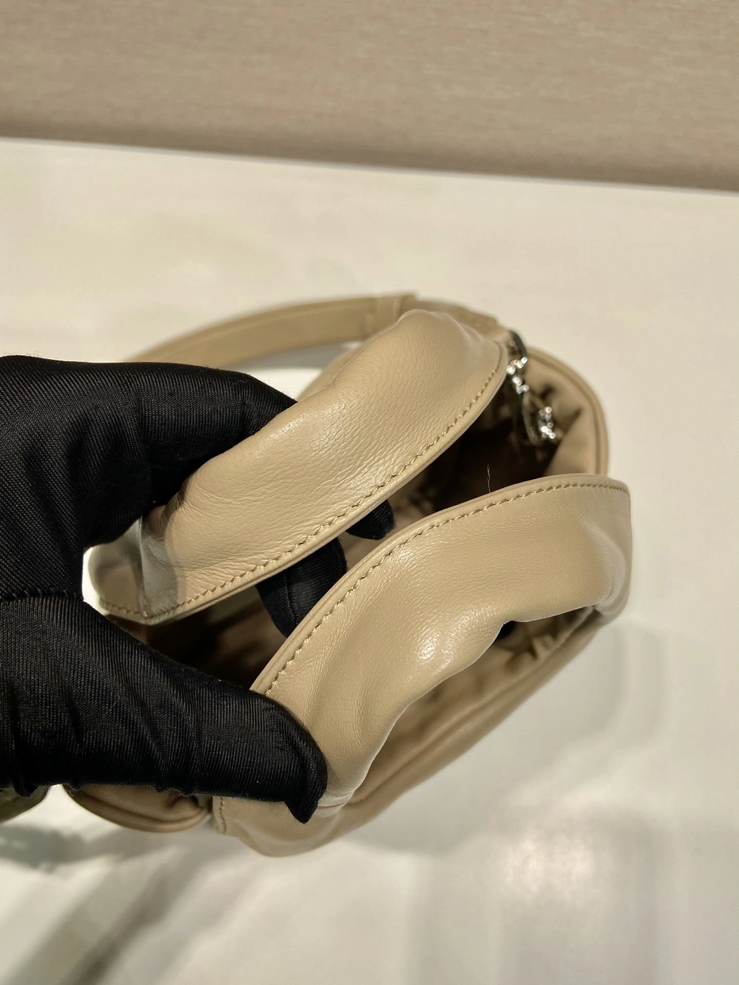 Prada Top Handle Bags 4099A-0539