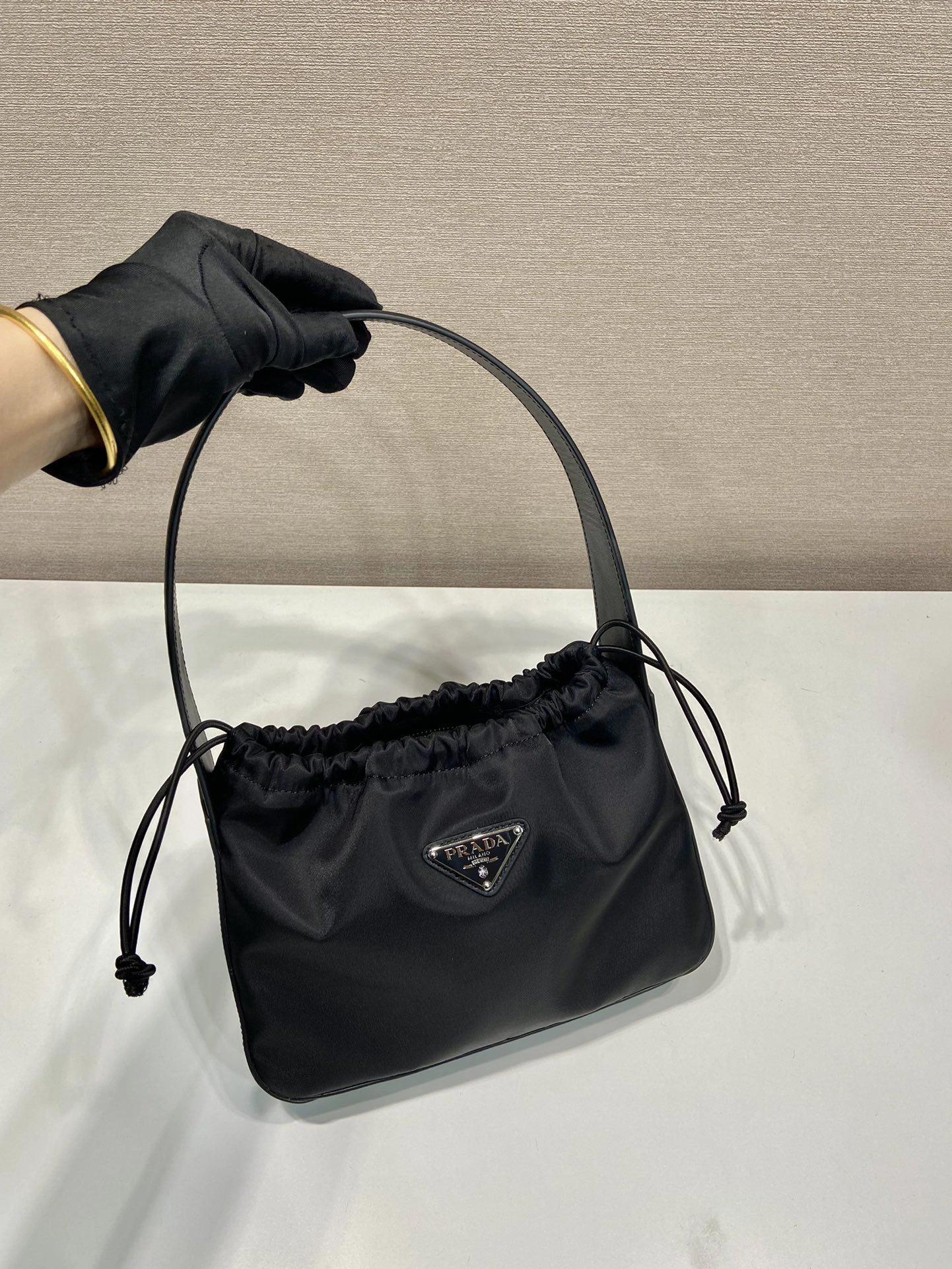Prada Top Handle Bags 4099A-0557