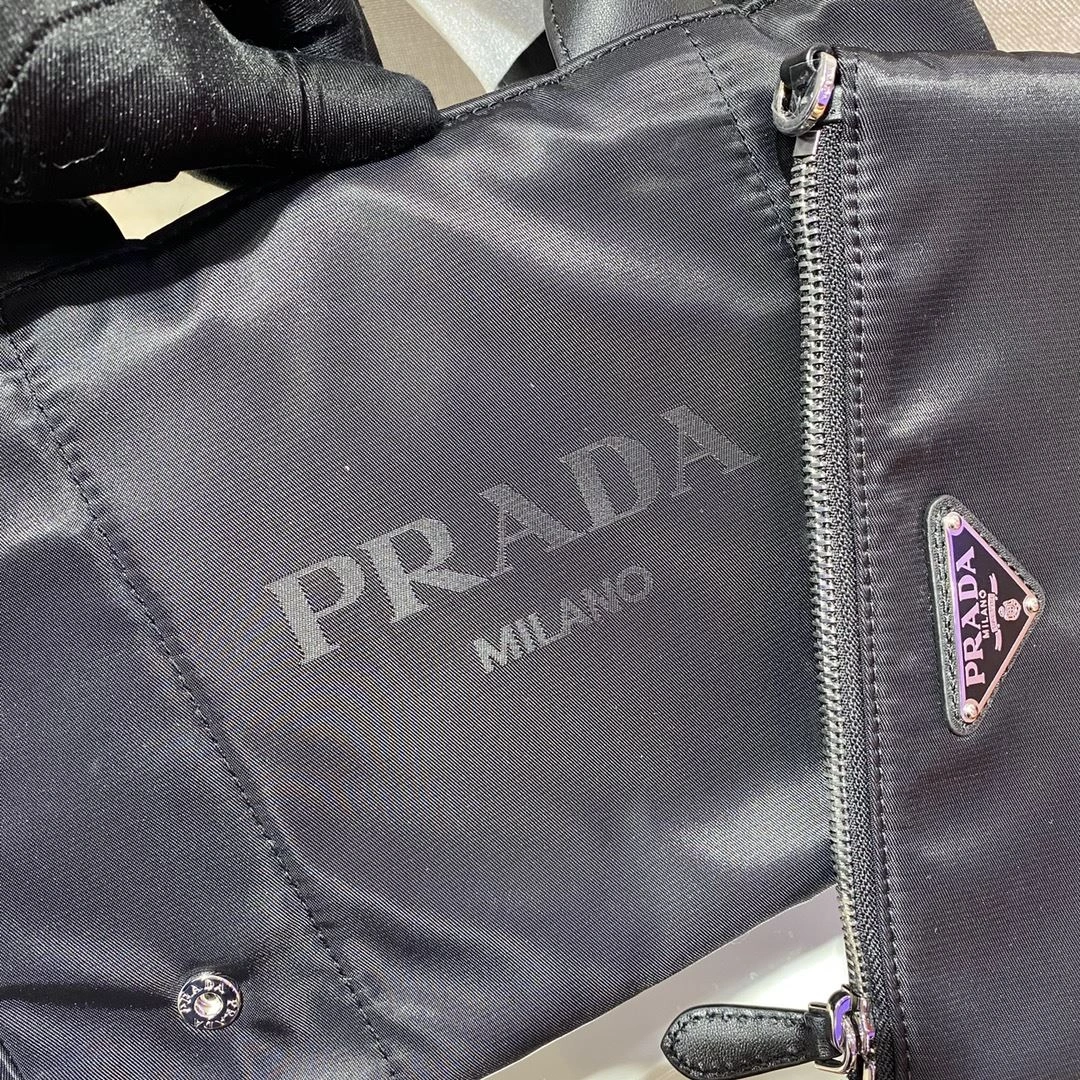 Prada Top Handle Bags 4099A-0562