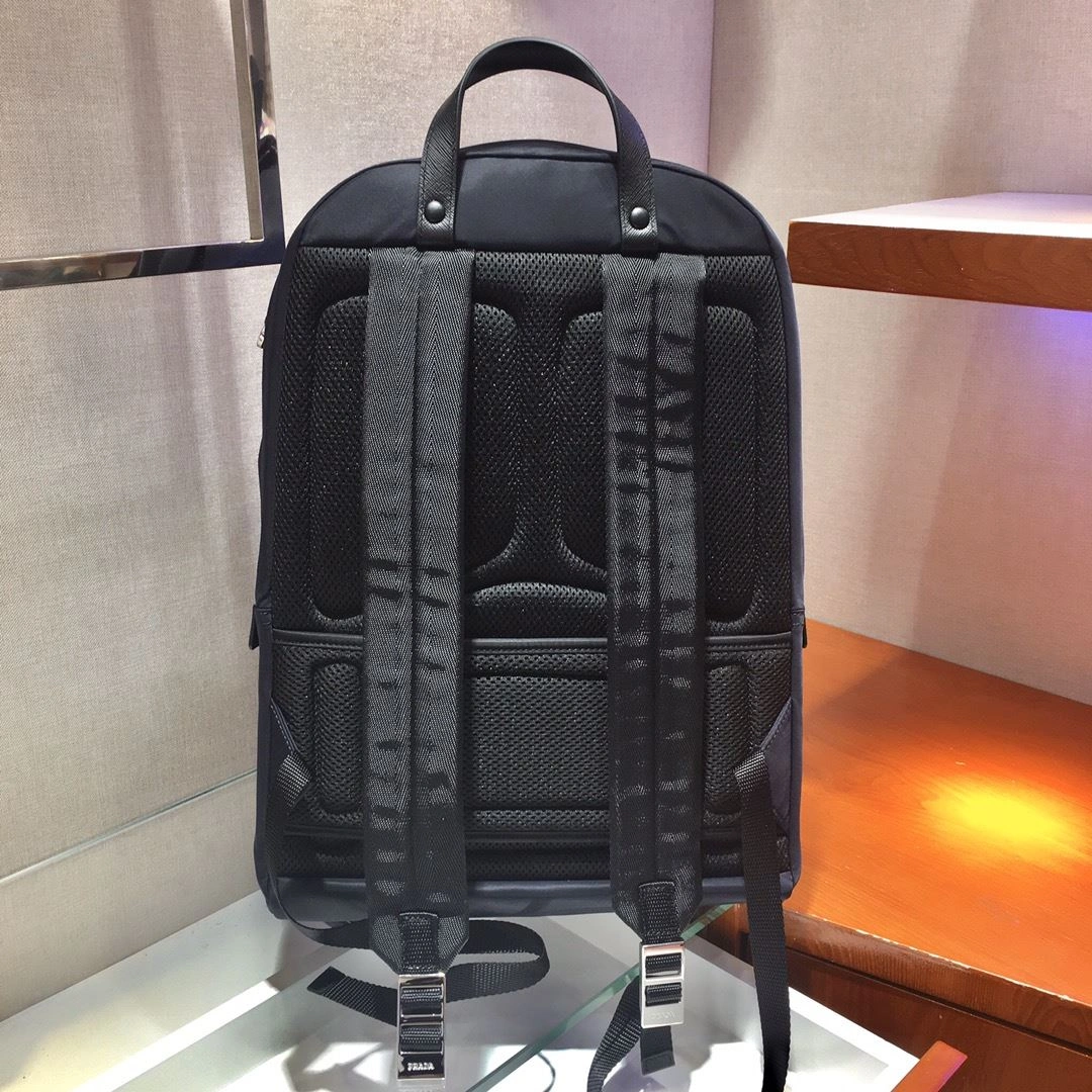 Prada Backpacks 4099A-0572