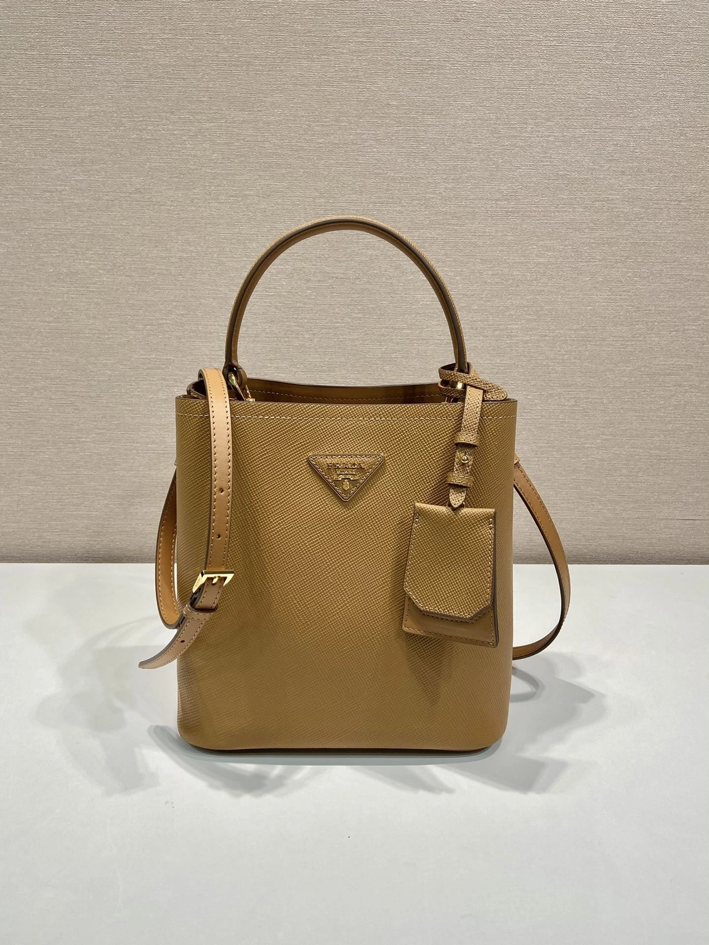 Prada Top Handle Bags 4099A-0580