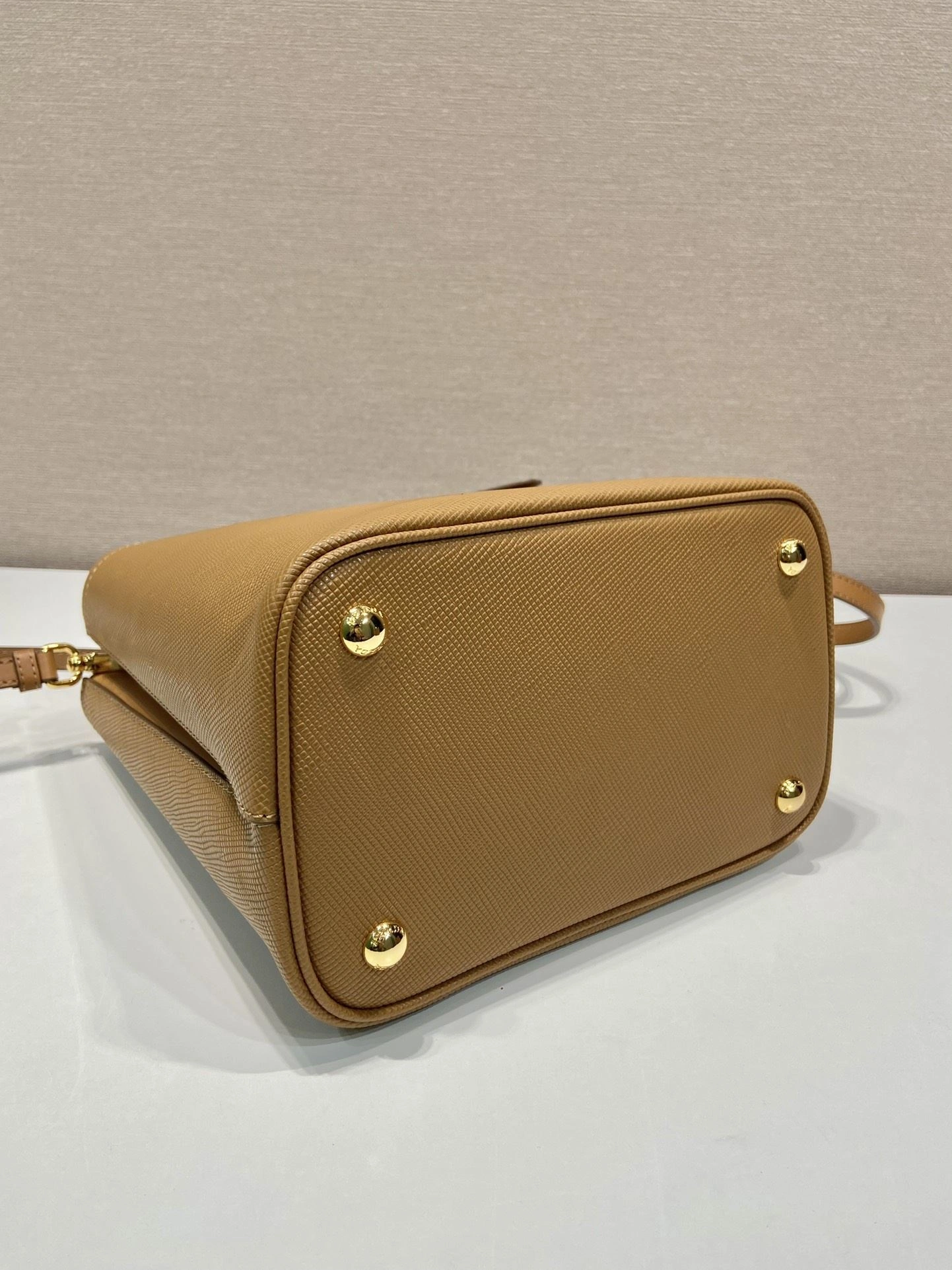 Prada Top Handle Bags 4099A-0580