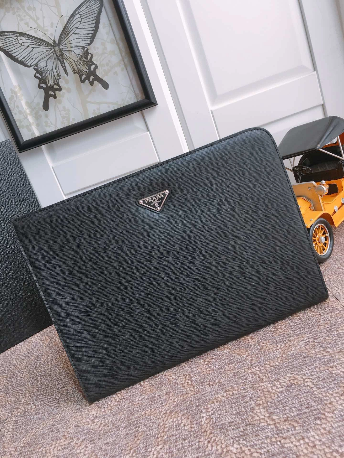 Prada Clutch Bags 4099A-0586