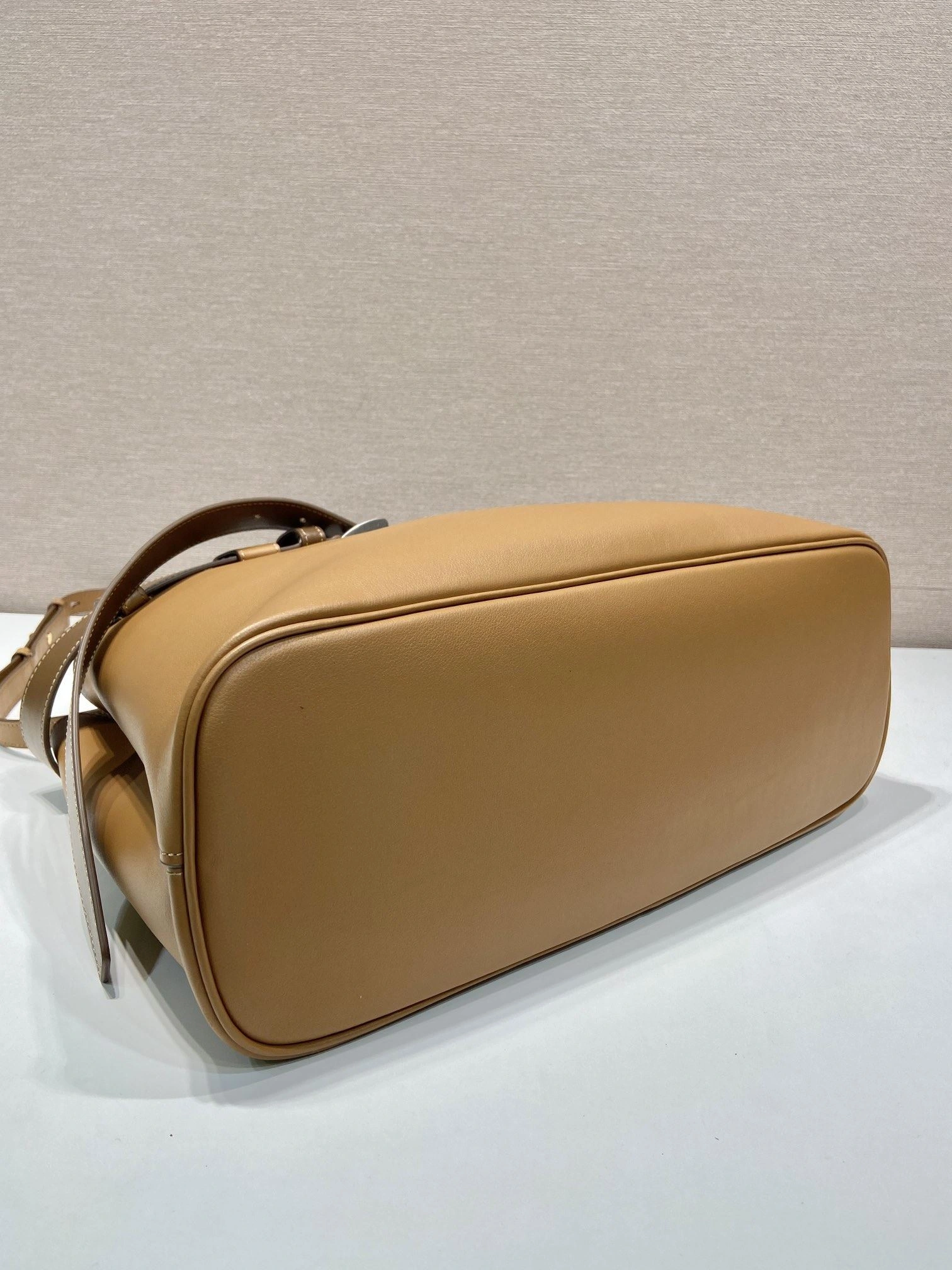 Prada Top Handle Bags 4099A-0595