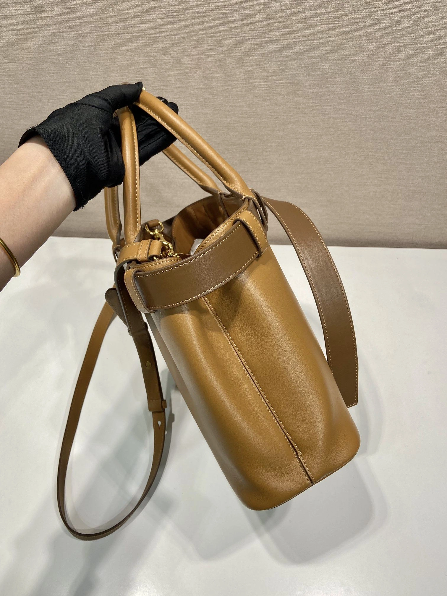 Prada Top Handle Bags 4099A-0596