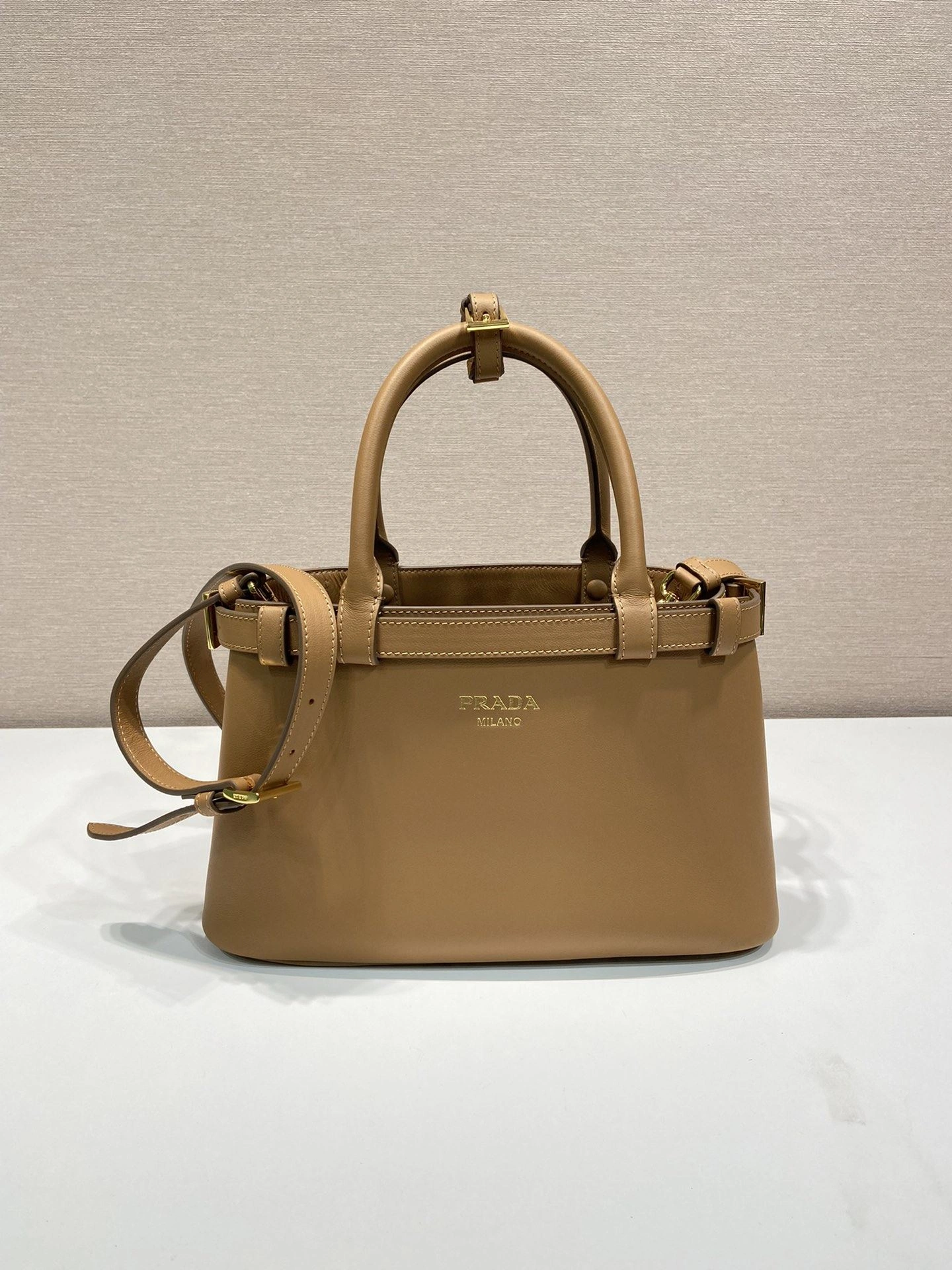 Prada Top Handle Bags 4099A-0597