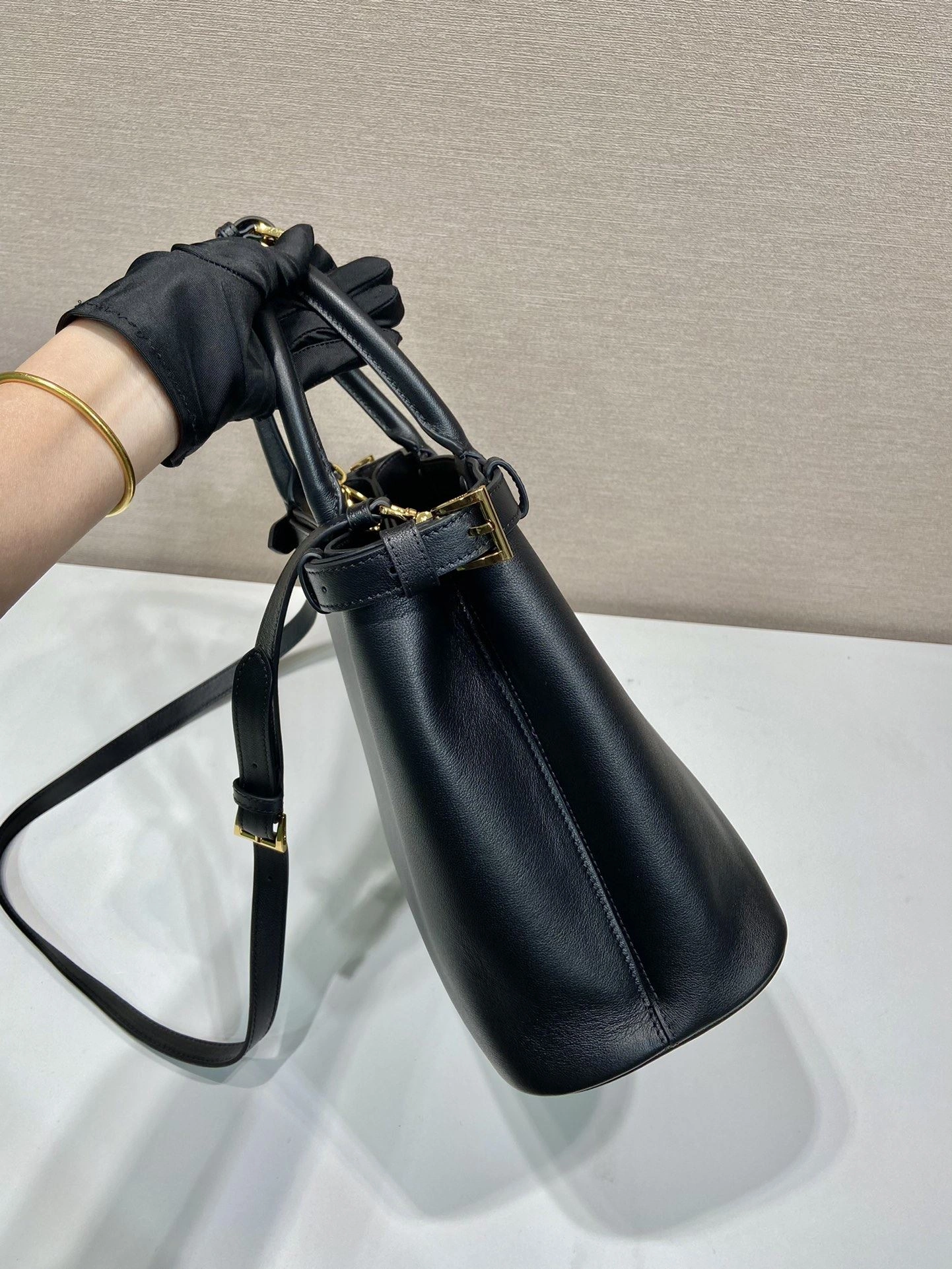 Prada Top Handle Bags 4099A-0599