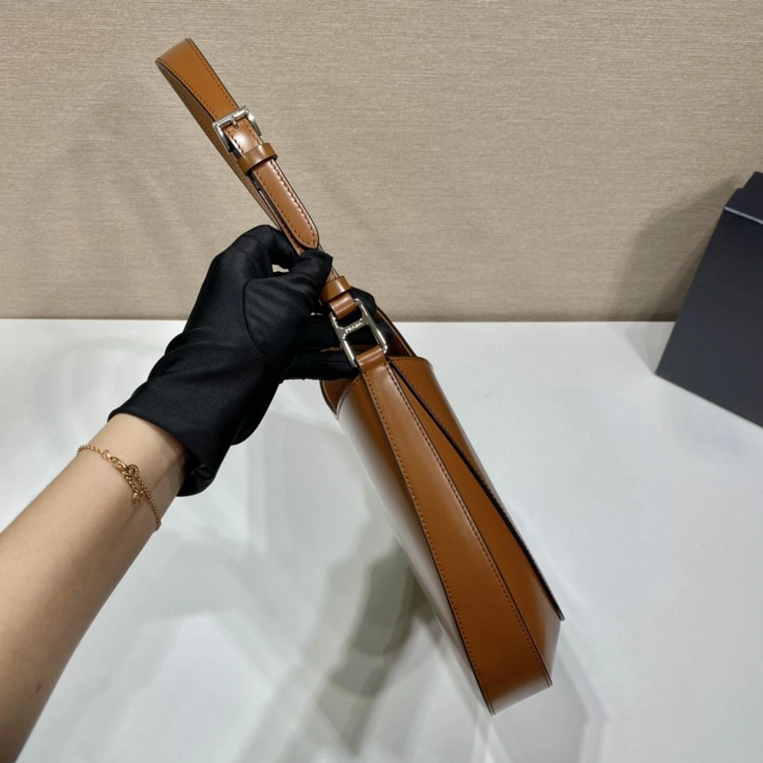 Prada Top Handle Bags 4099A-0611