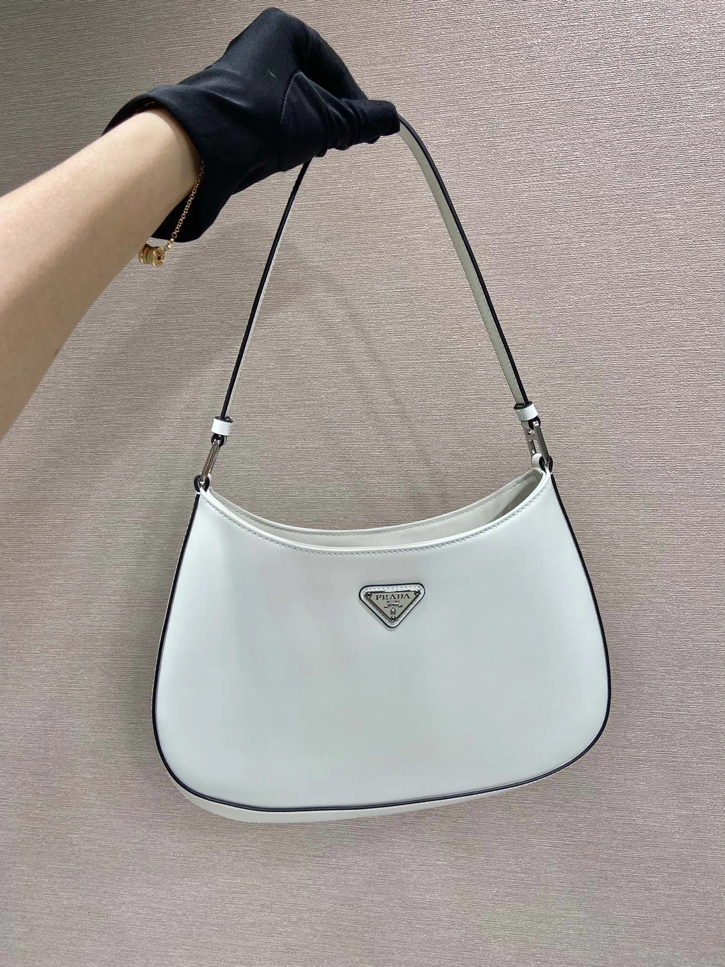 Prada Top Handle Bags 4099A-0616