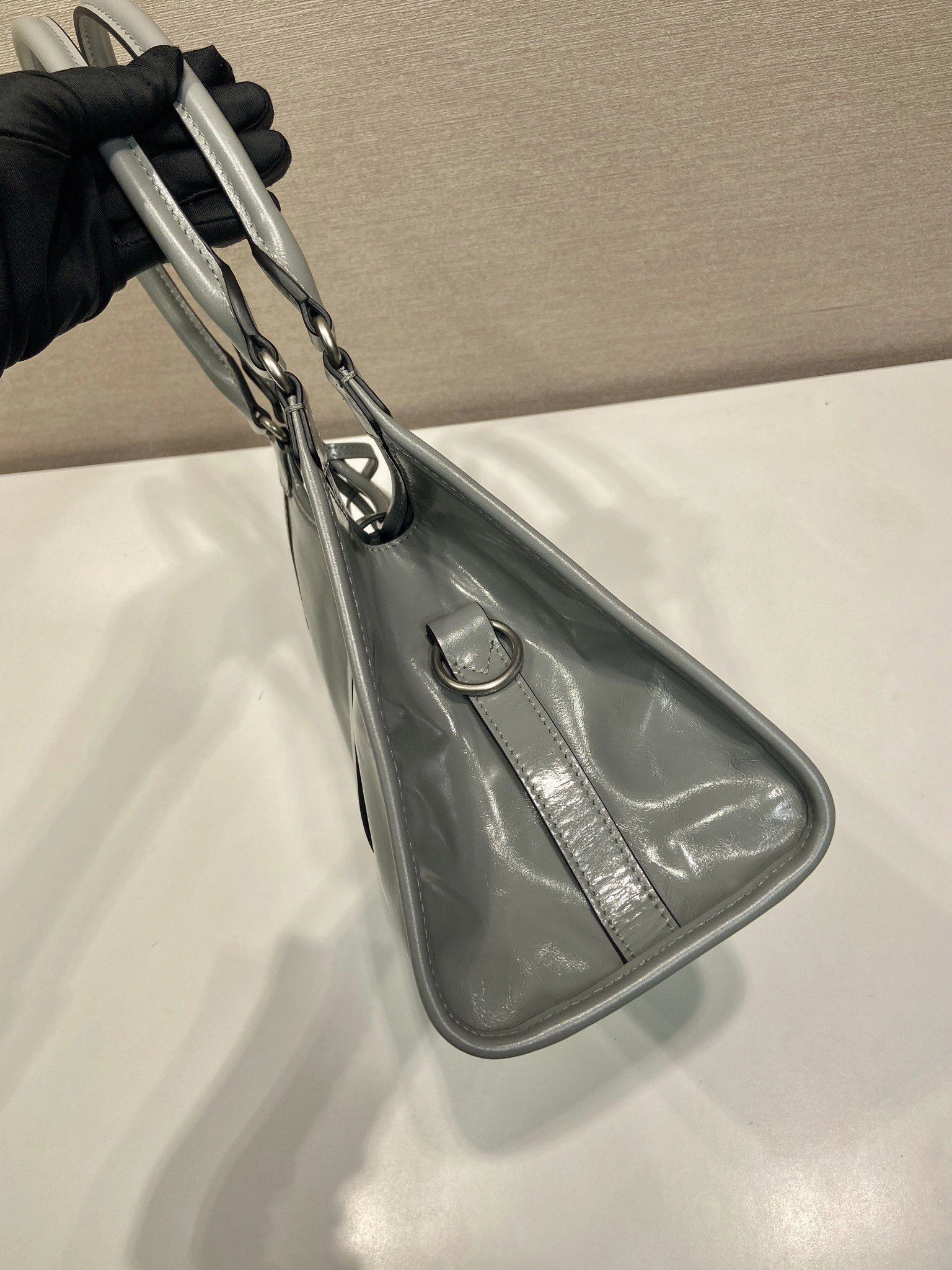 Prada Top Handle Bags 4099A-0631