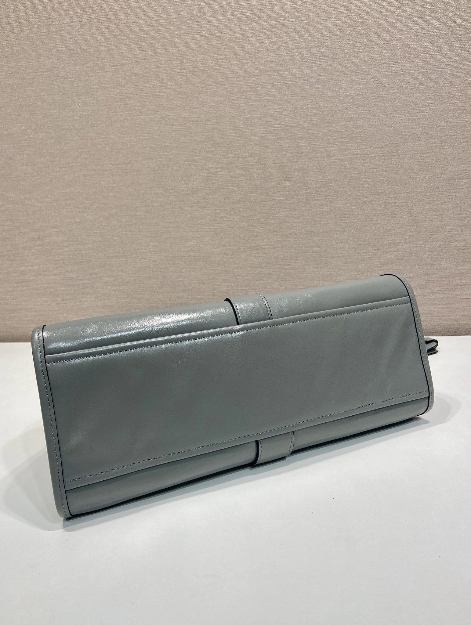 Prada Top Handle Bags 4099A-0631