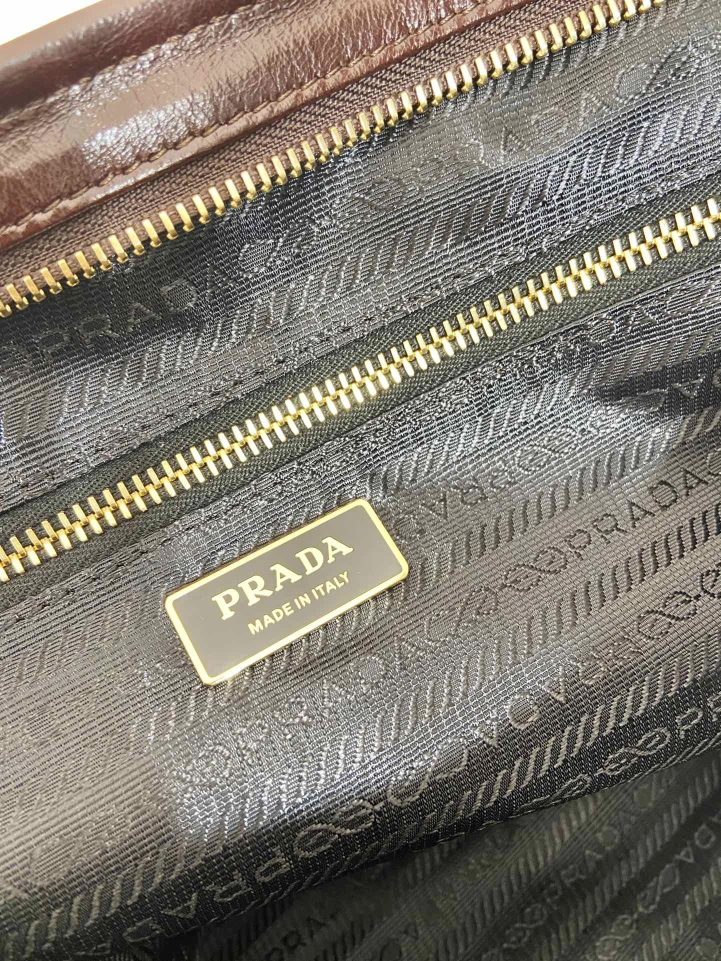 Prada Top Handle Bags 4099A-0678