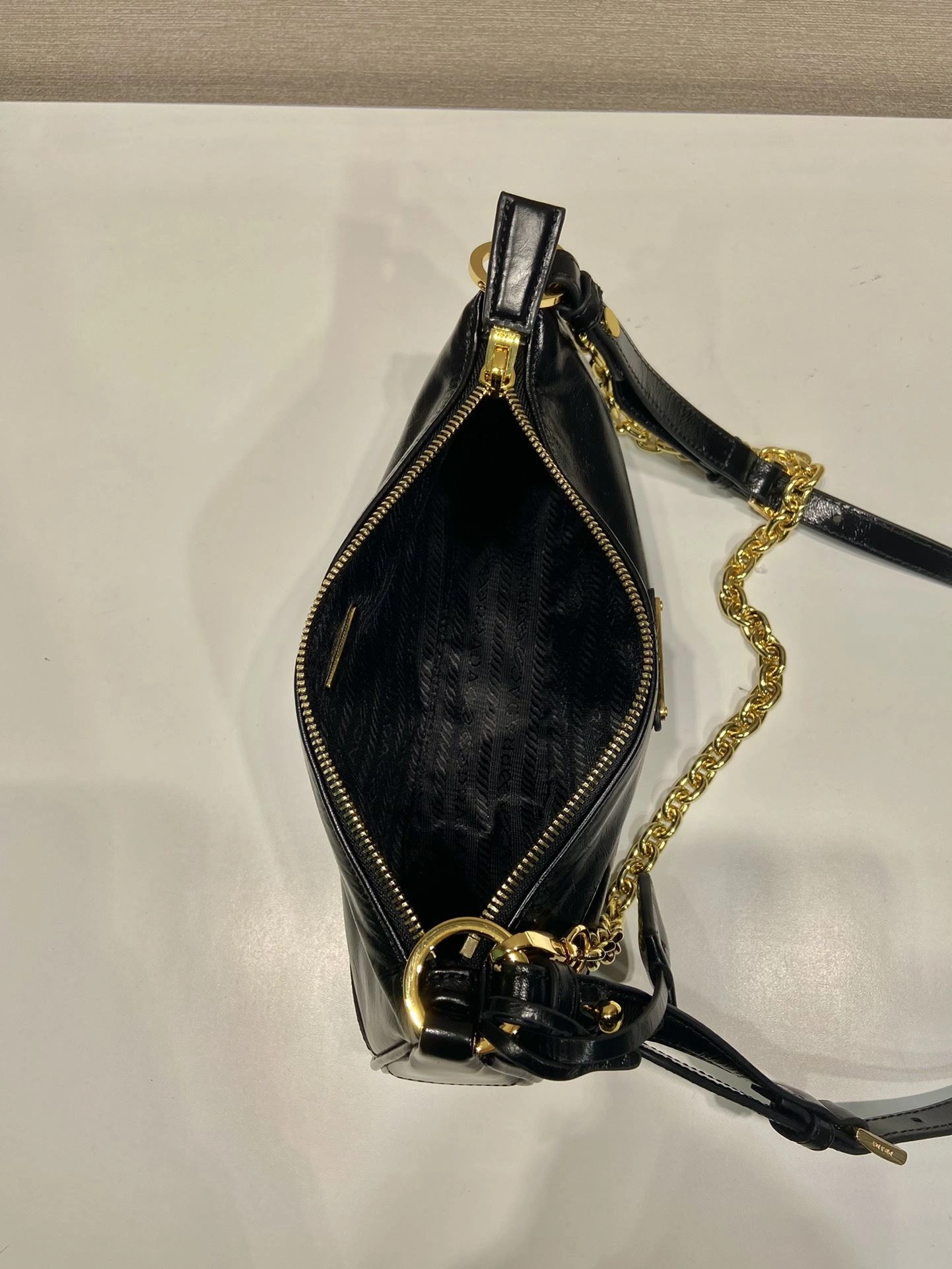 Prada Top Handle Bags 4099A-0698