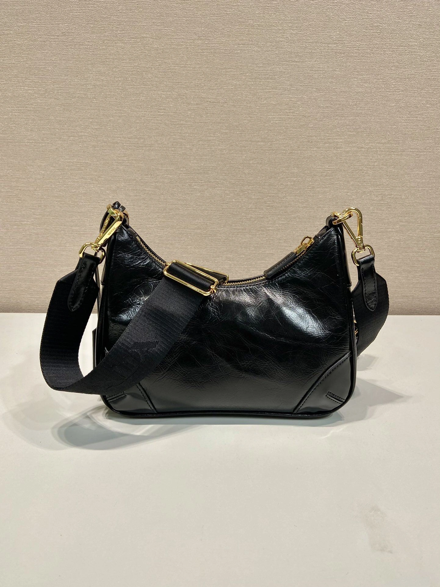 Prada Top Handle Bags 4099A-0699