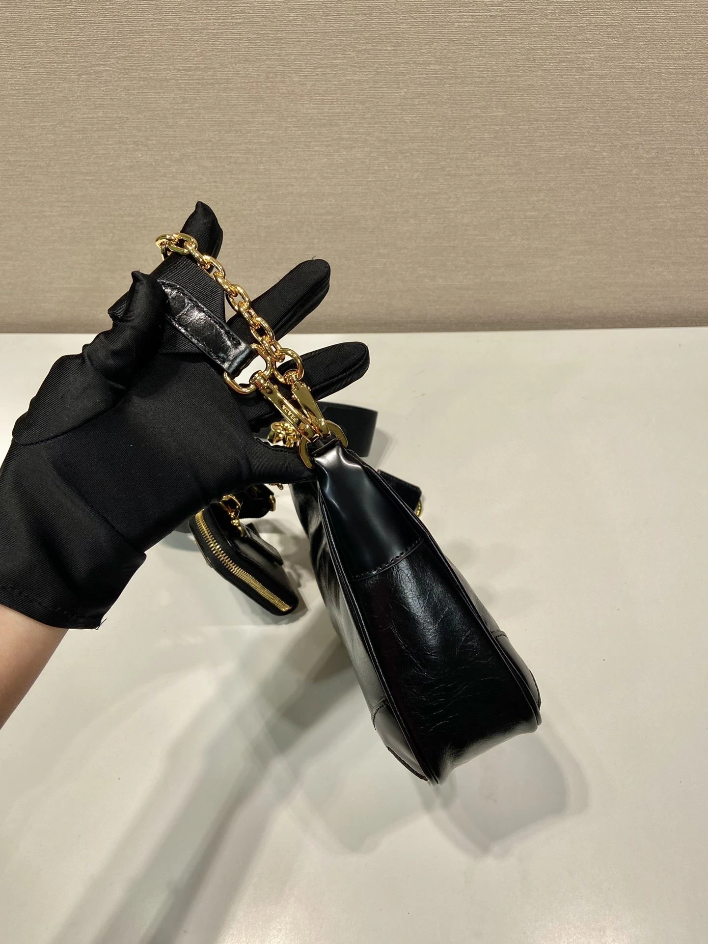 Prada Top Handle Bags 4099A-0699