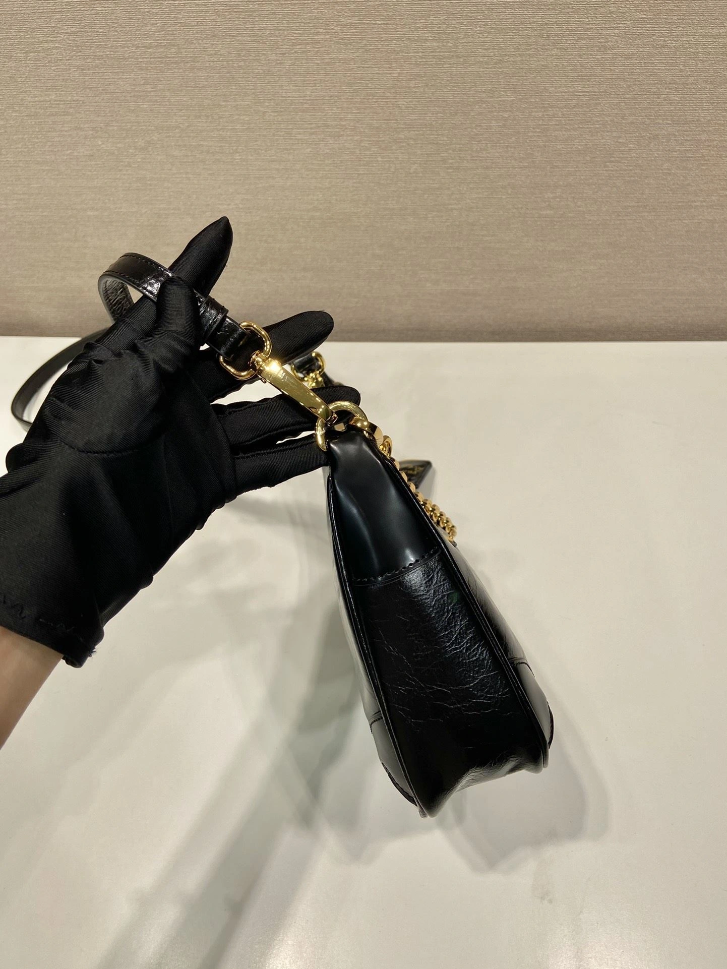 Prada Top Handle Bags 4099A-0701