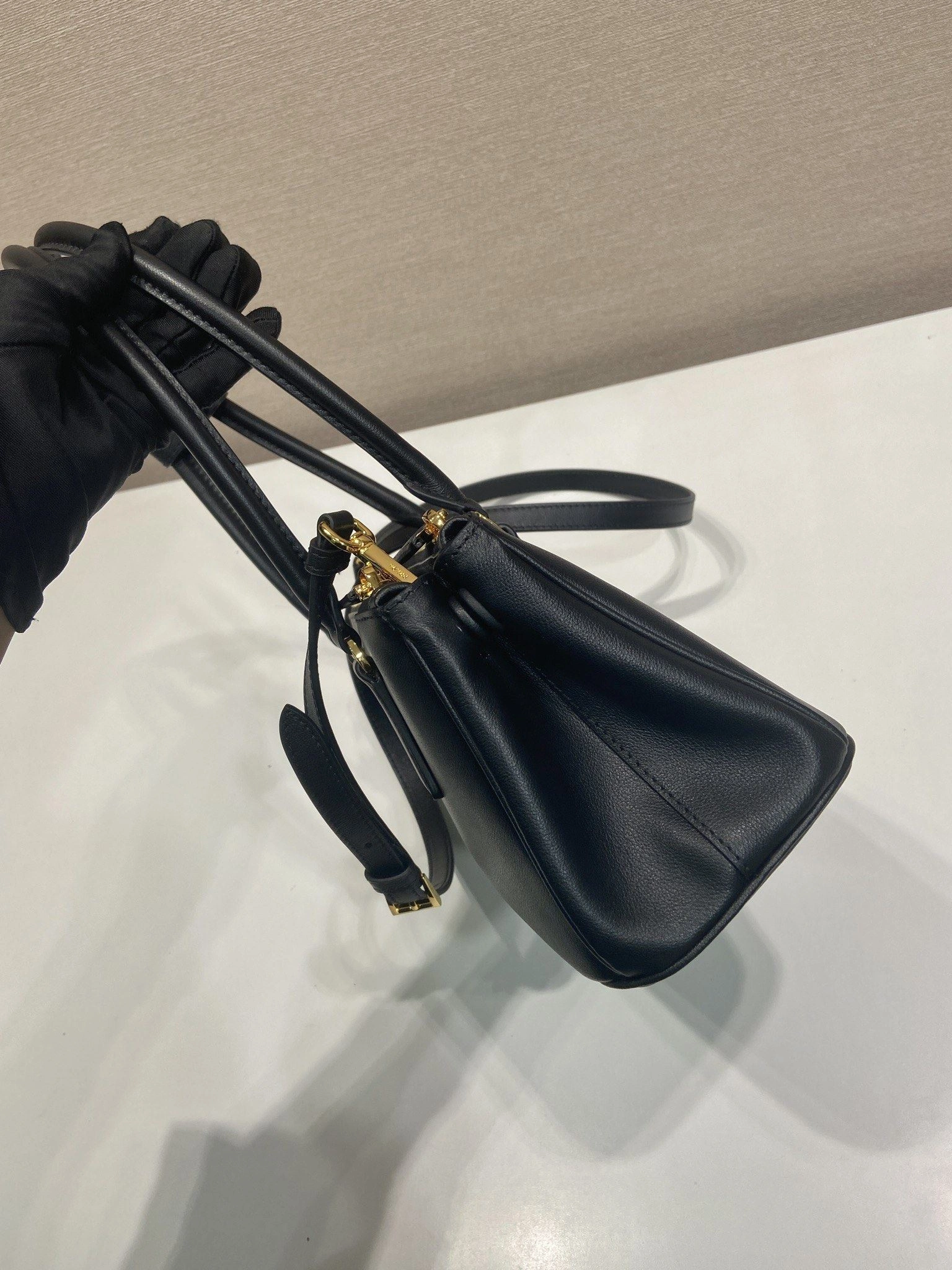 Prada Top Handle Bags 4099A-0703