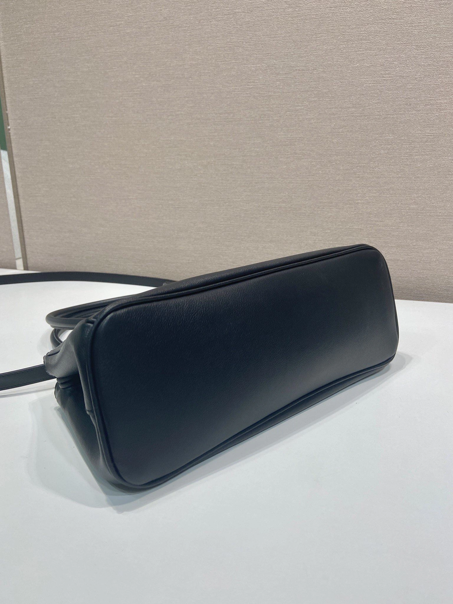 Prada Top Handle Bags 4099A-0703