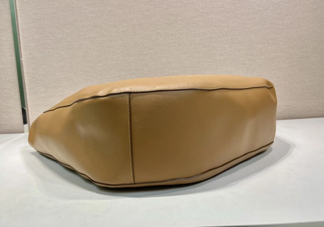 Prada Top Handle Bags 4099A-0704