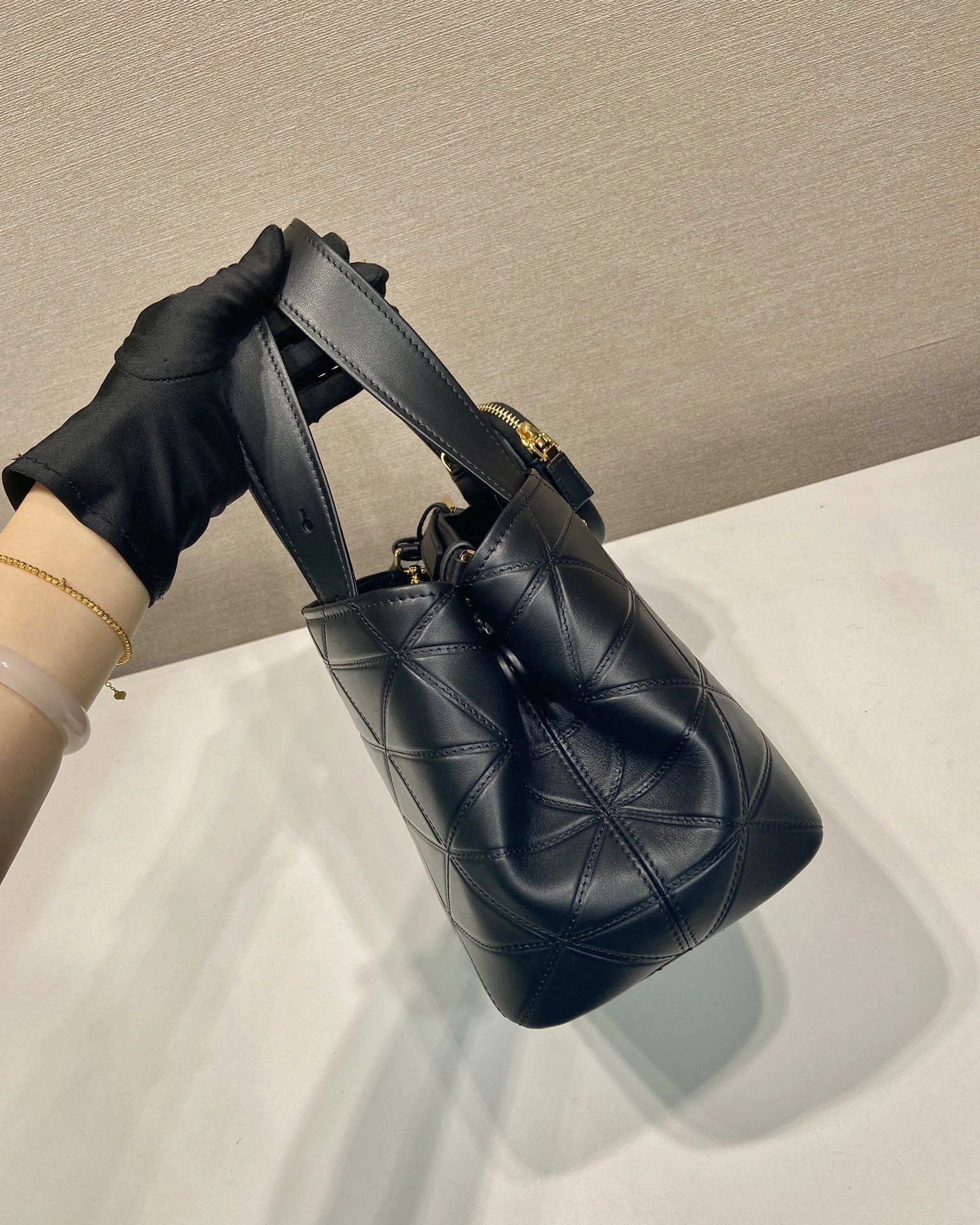 Prada Top Handle Bags 4099A-0706