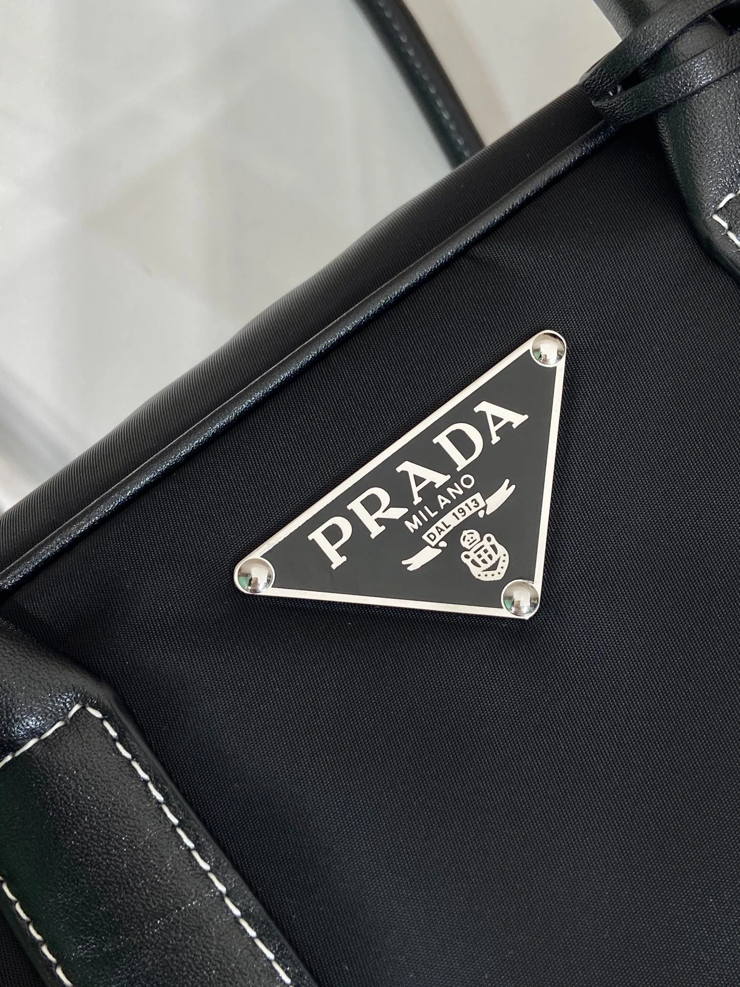 Prada Top Handle Bags 4099A-0714