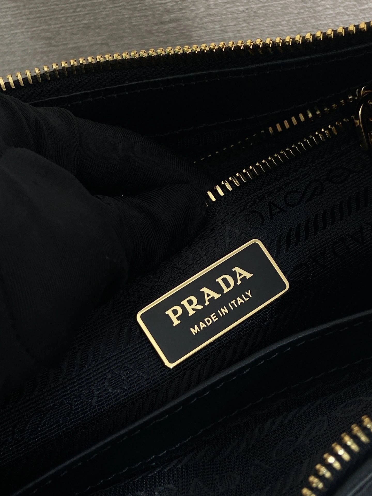 Prada Top Handle Bags 4099A-0717