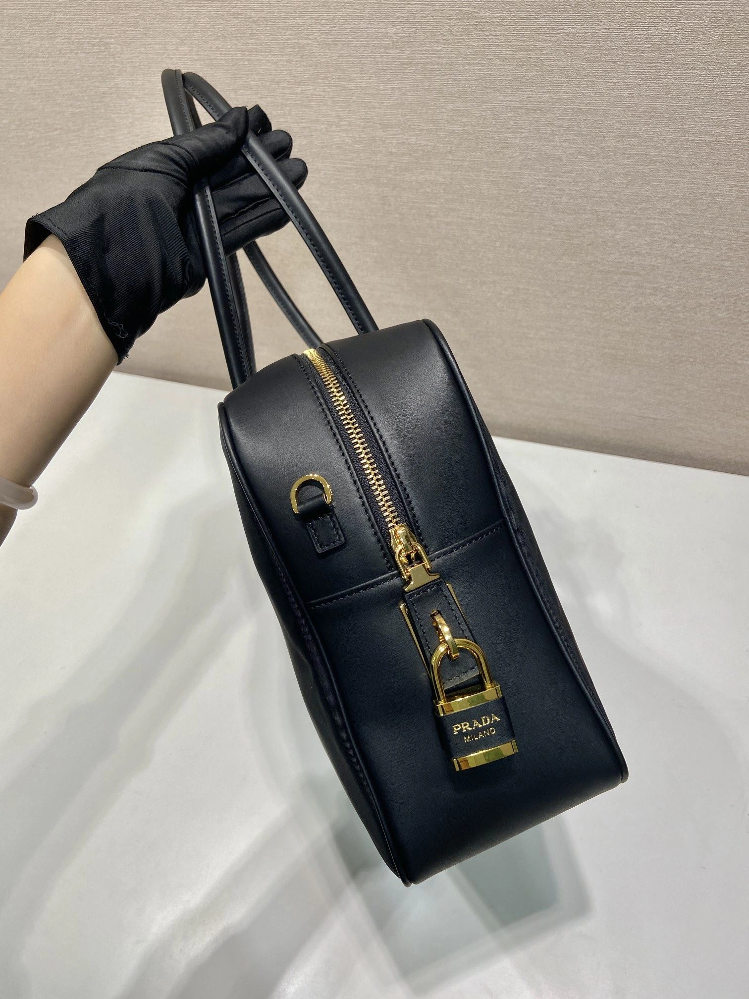 Prada Top Handle Bags 4099A-0718