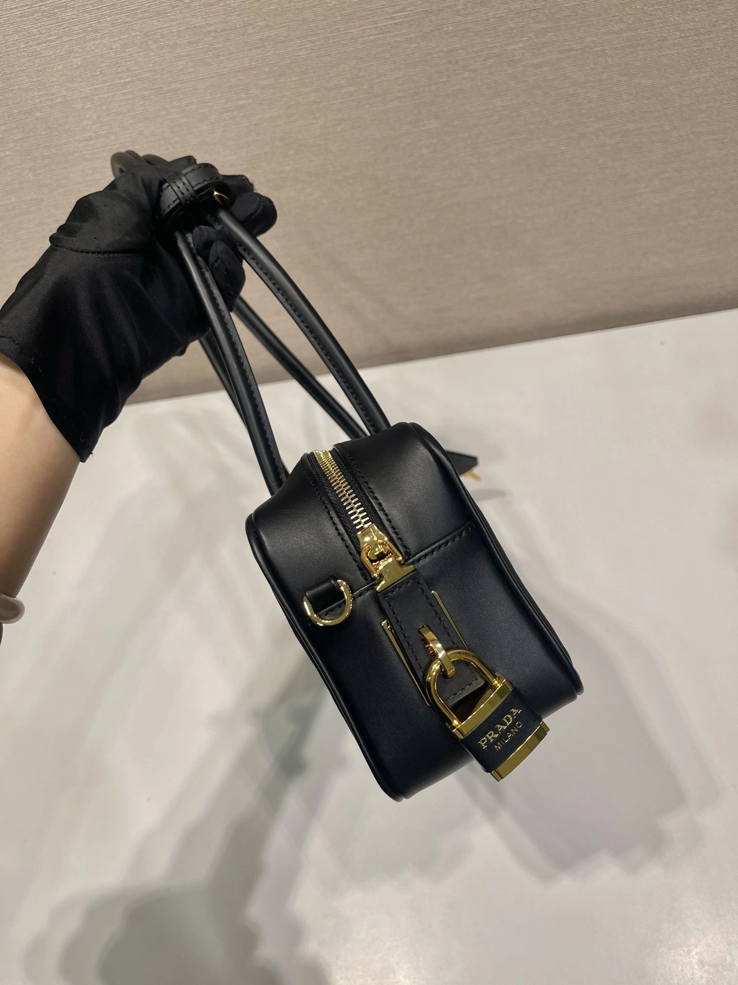 Prada Top Handle Bags 4099A-0720