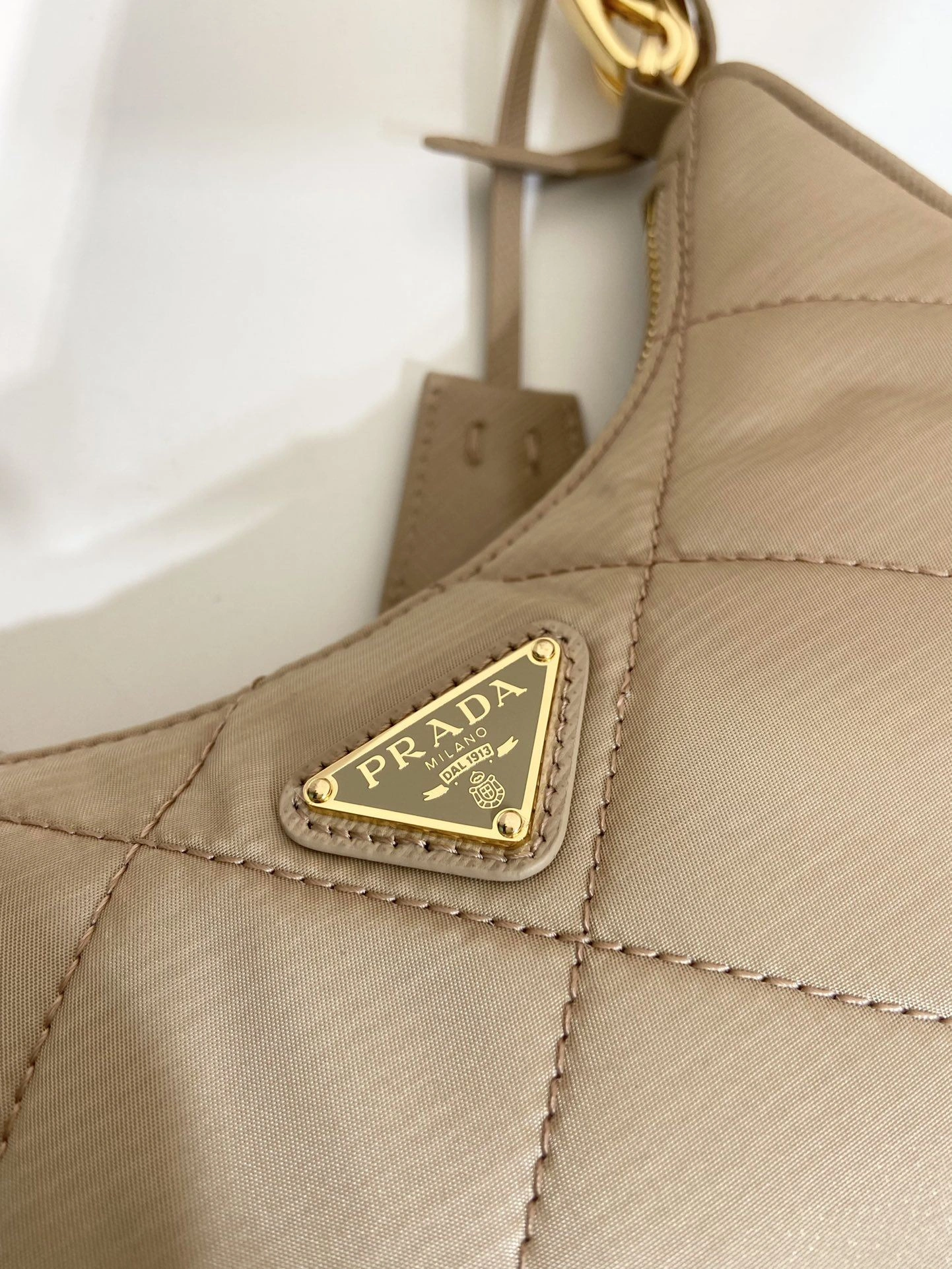 Prada Top Handle Bags 4099A-0724