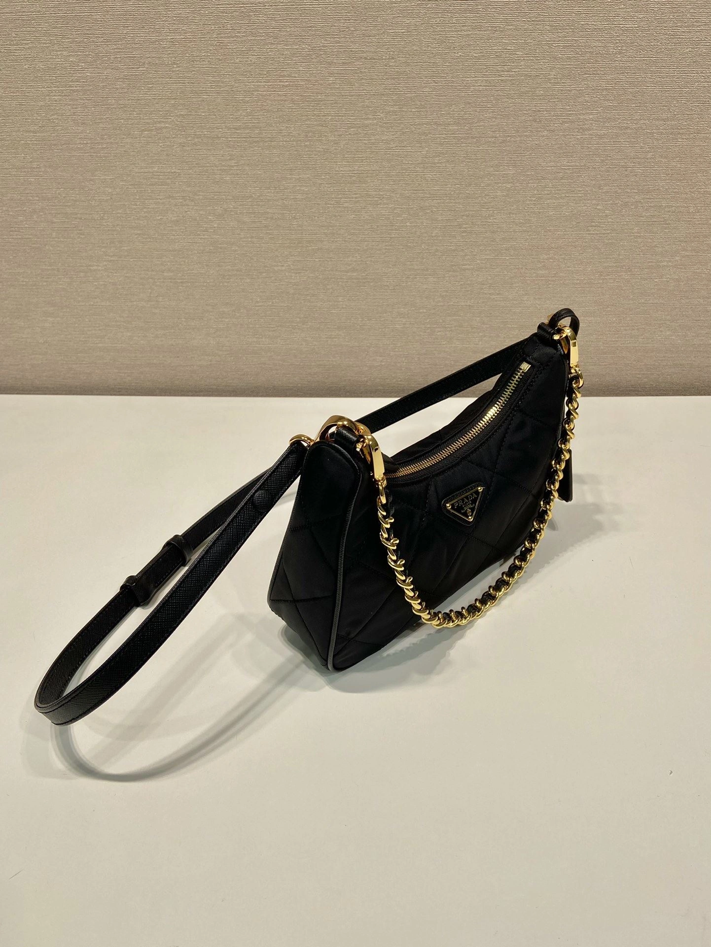 Prada Top Handle Bags 4099A-0725
