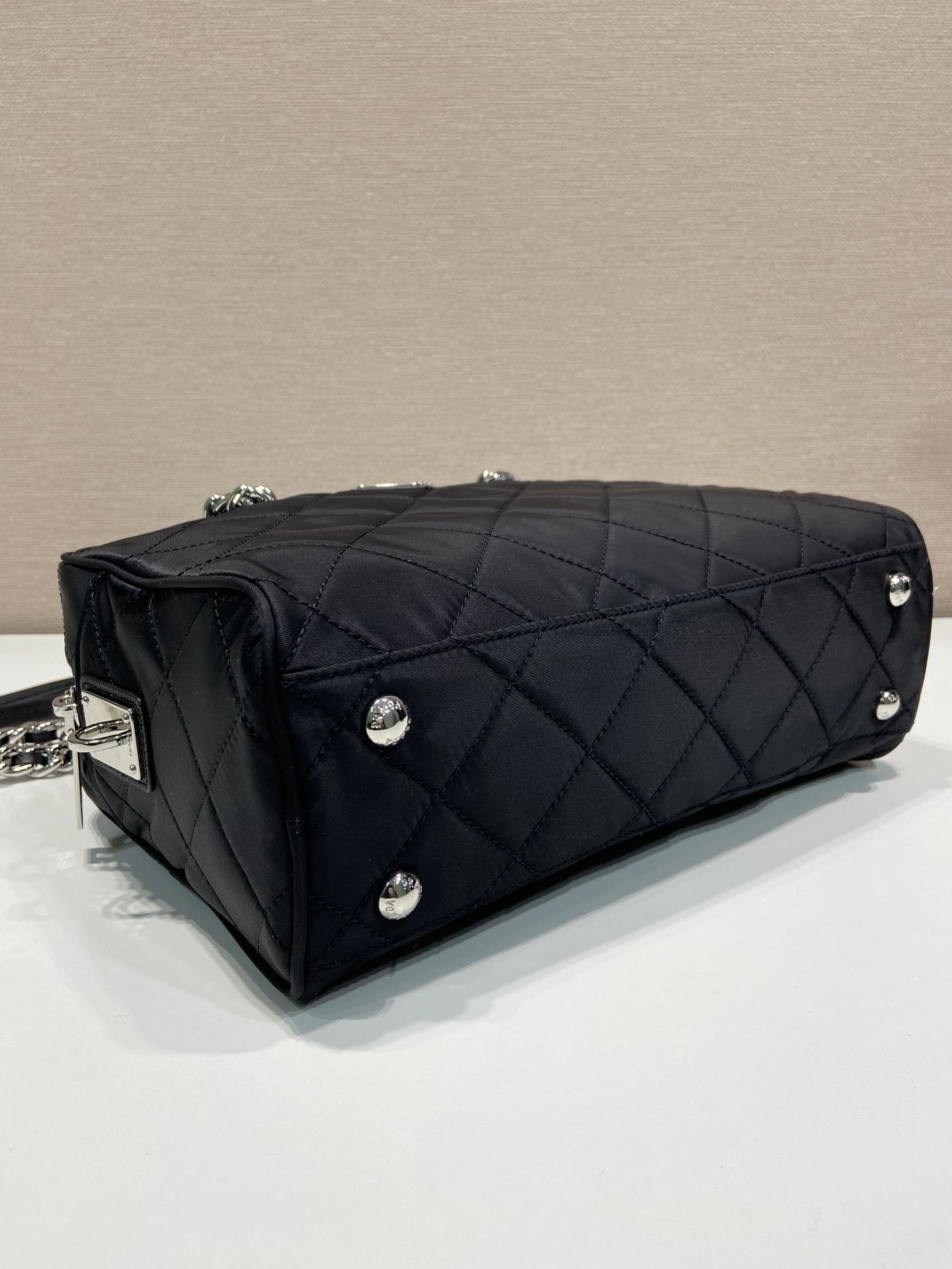 Prada Top Handle Bags 4099A-0730
