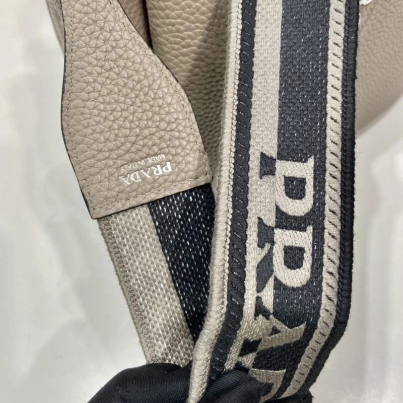 Prada Top Handle Bags 4099F-0005