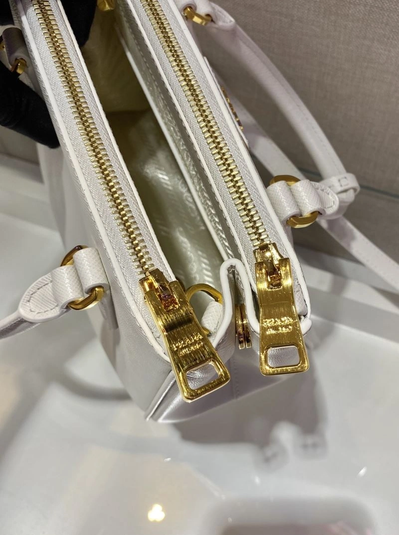 Prada Top Handle Bags 4099F-0068