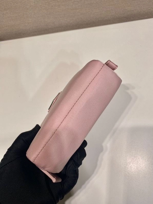 Pra*a clutch bags 4099h-0284