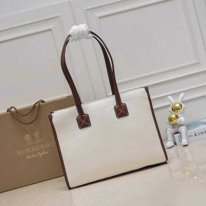 Burberry Shopping Bags 4101C-2766