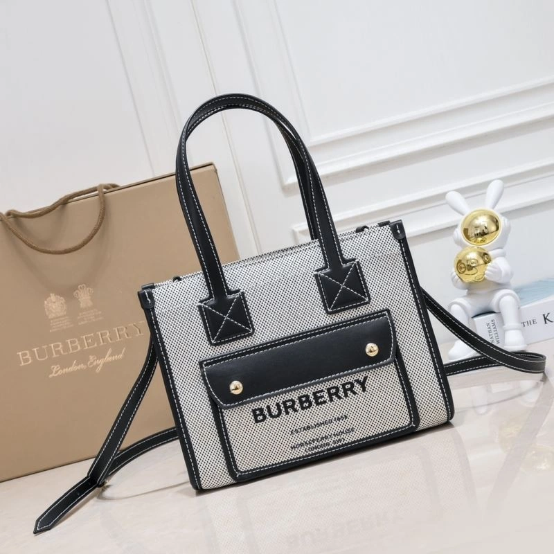 Burberry Shopping Bags 4101C-2770