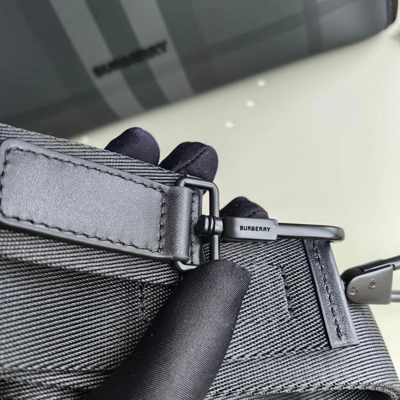 Burberry Shopping Bags 4115-0006