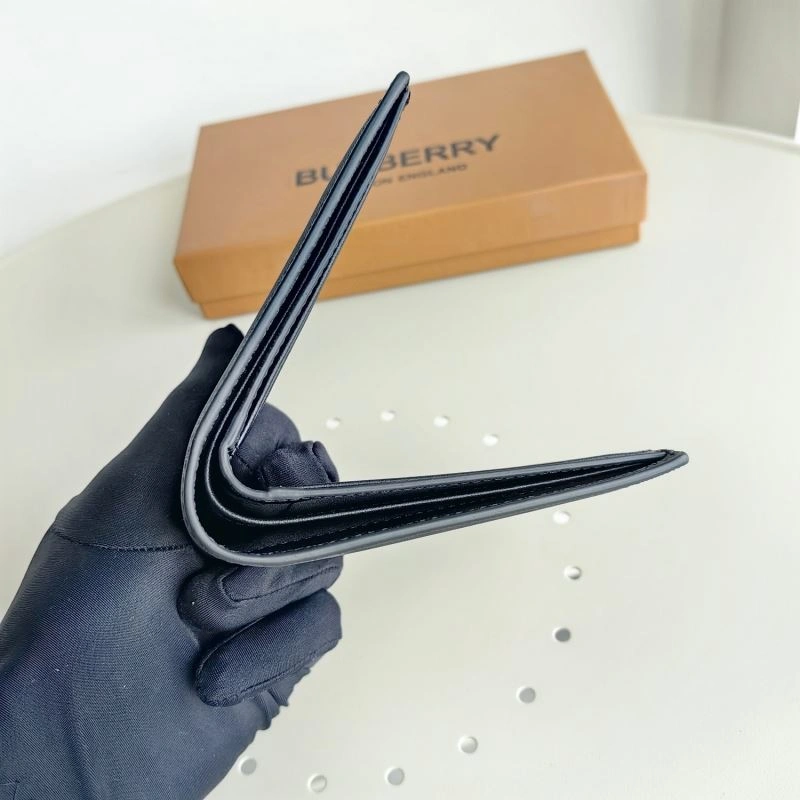 Bv*b*rry wallets 4115-0054