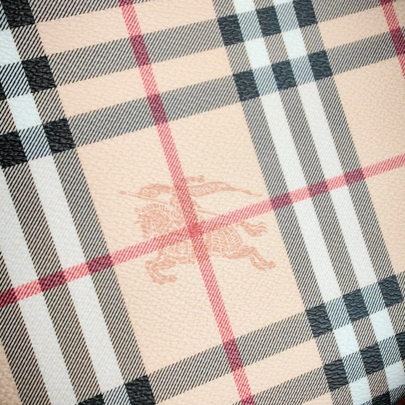 Burberry Shopping Bags 4115A-0013