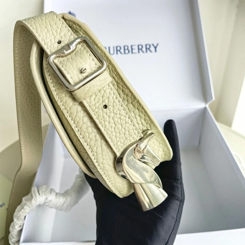 Burberry Top Handle Bags 4115A-0015