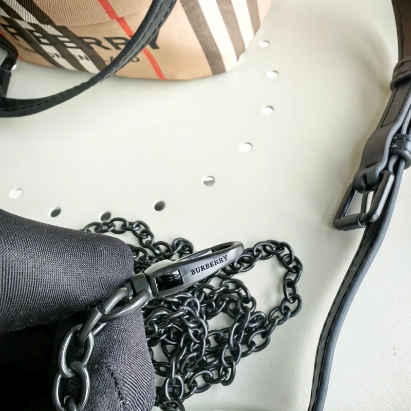 Burberry Bucket Bags 4115A-0022